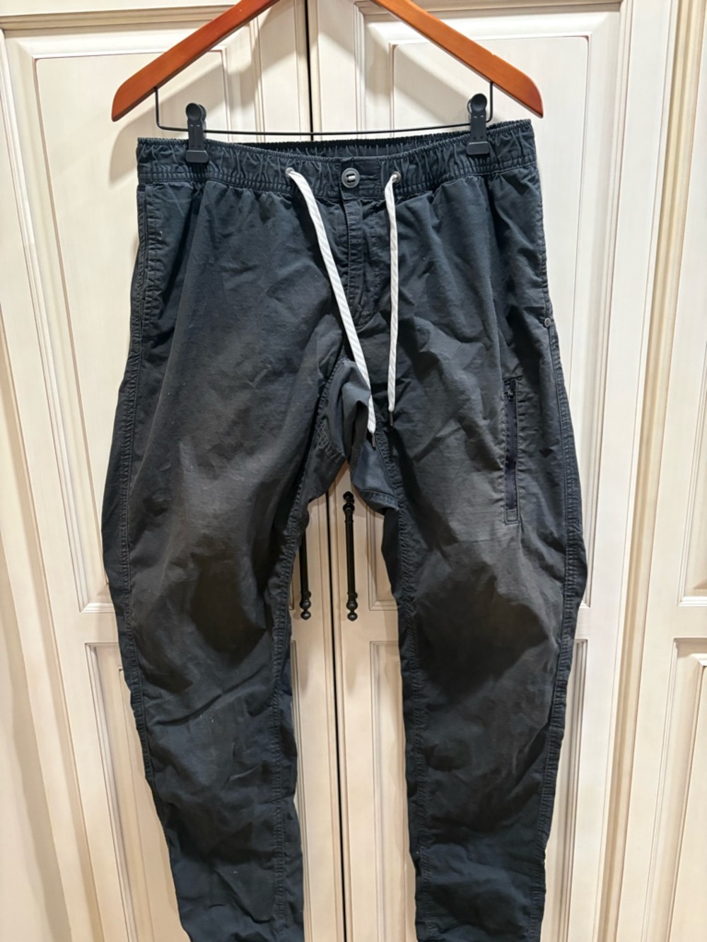 Vuori Black Drawstring Joggers